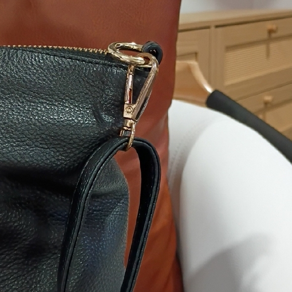 Coach Black Leather Tote Bag *NWOT* - Picture 5 of 12